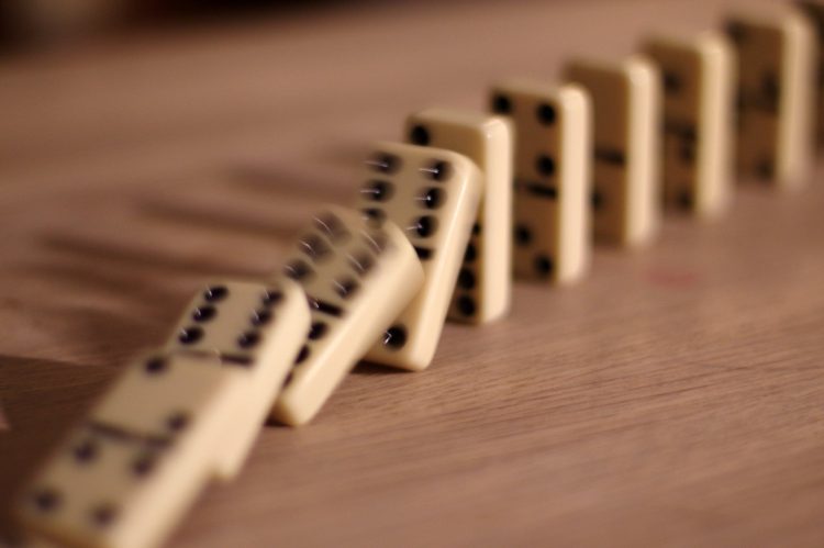 The domino effect, Kurt:S, Flickr