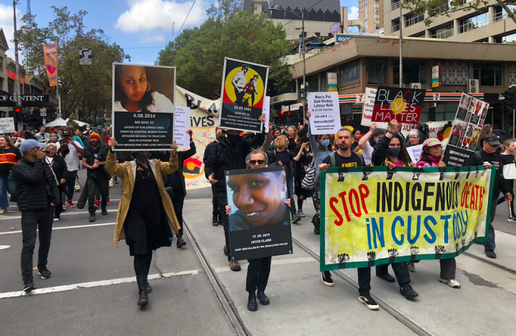 #EndBlackDeathsInCustody rally in Naarm/Melbourne to mark 30th anniversary of the Royal Commission into Aboriginal Deaths in Custody: Photo by Marie McInerney