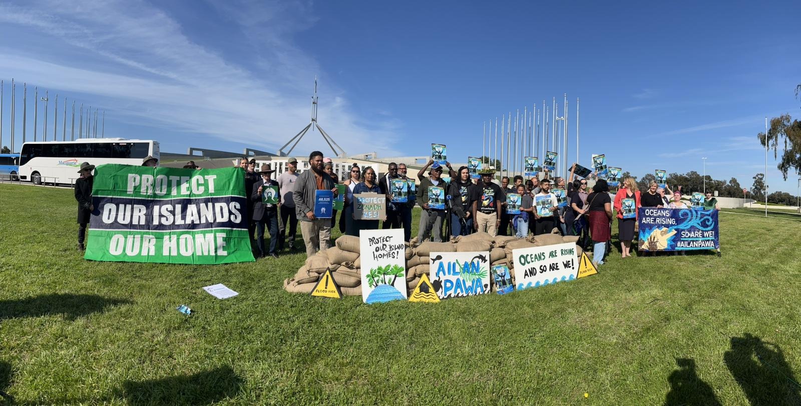 On 7 November, 2022, a mini-seawall on Parliament Hill reminded the Government of the urgent need for climate action. Photo supplied
